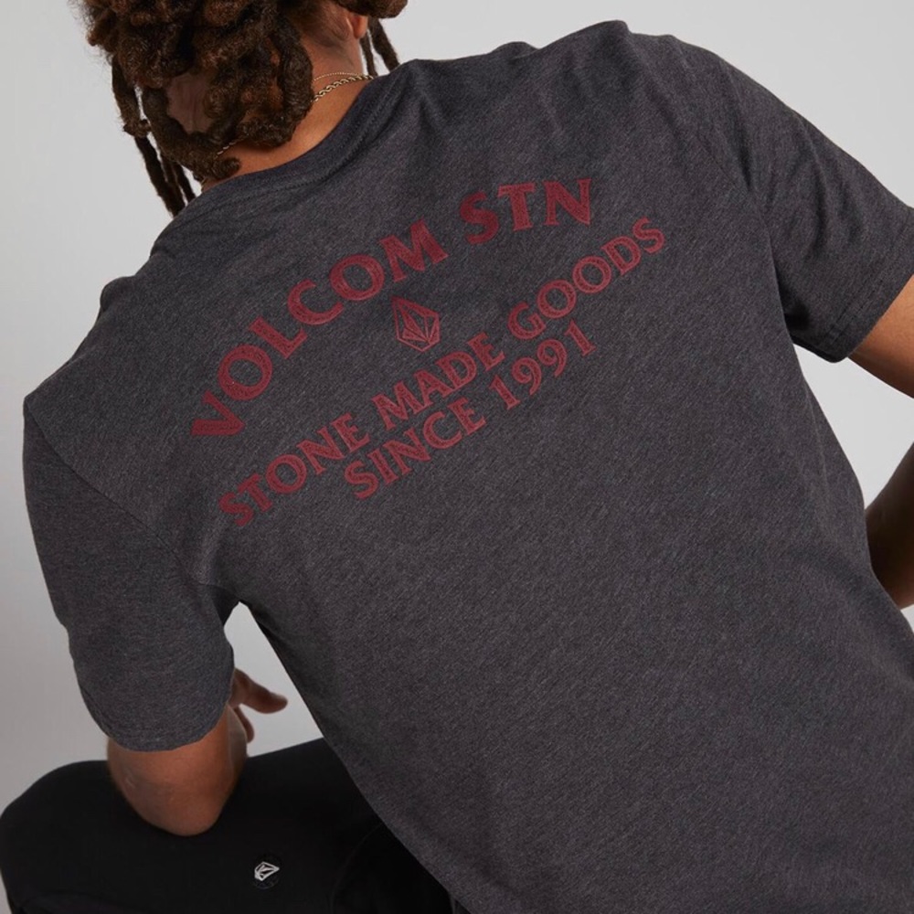 NWT VOLCOM No Arch Short Sleeve Tee Shirt Large
